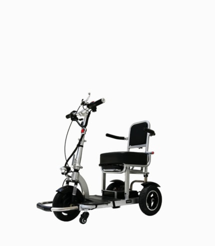 MOBOT FLEXI TITAN (BLACK12AH) 3 wheels mobility scooter angled left