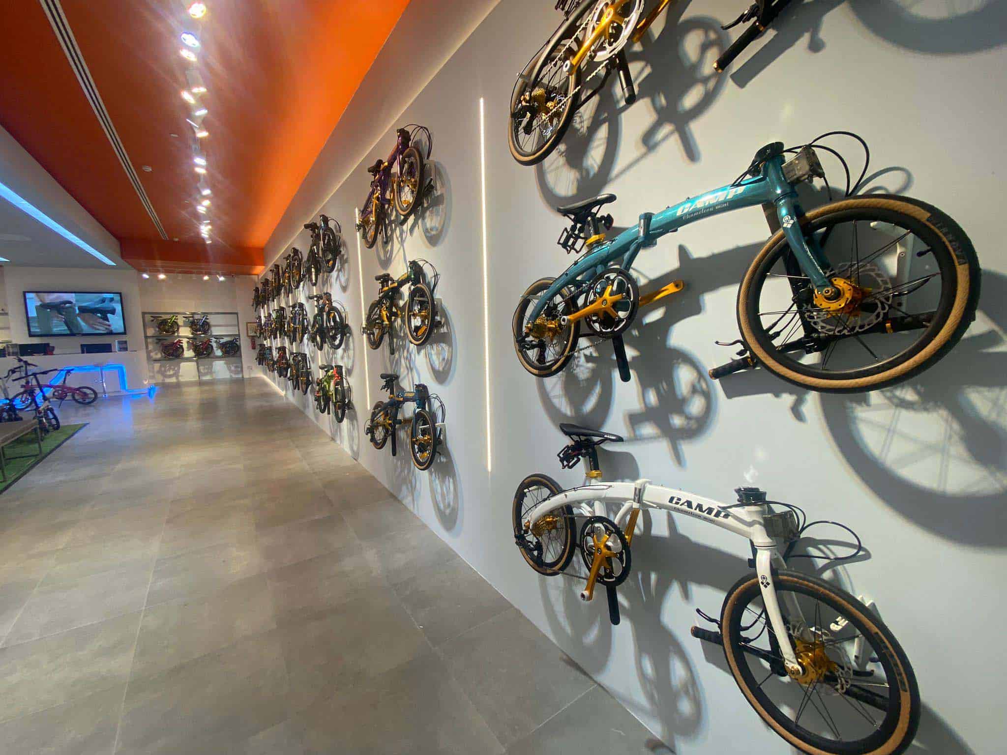 MOBOT x ROYALE opens 7th bicycle shop in Westgate Jurong 2 2048x1536 1 - Press release: MOBOT x ROYALE Opens 7th Bicycle Shop In Westgate Jurong